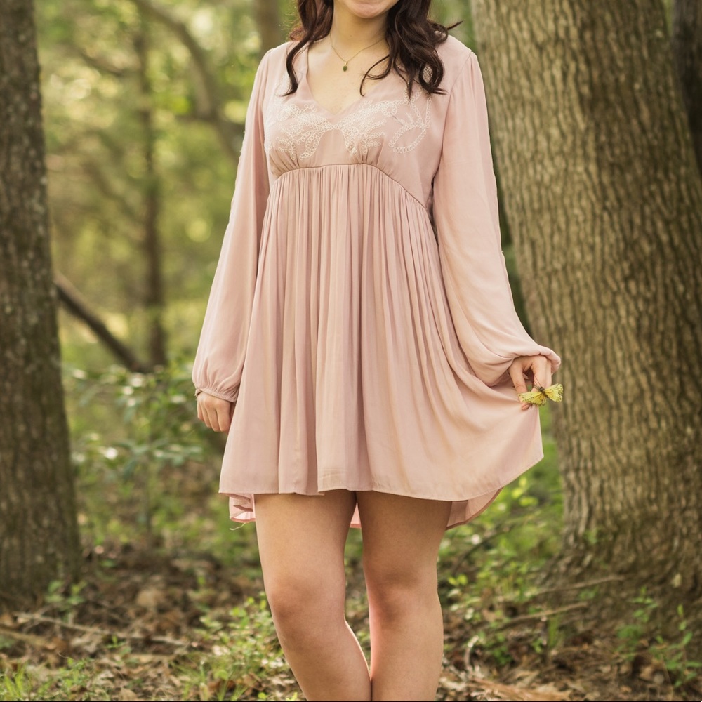 Blush long sleeve flowy dress